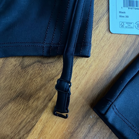 Alo Airlift Cutout Crop Top, NEW - Picture 9 of 12